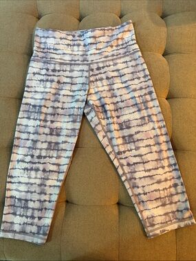 Athleta  Elaton Printed Capri Leggings Size 1X